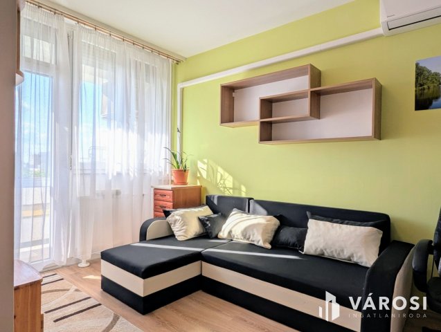 Kiadó panellakás, albérlet, Békéscsabán 90 E Ft / hó
