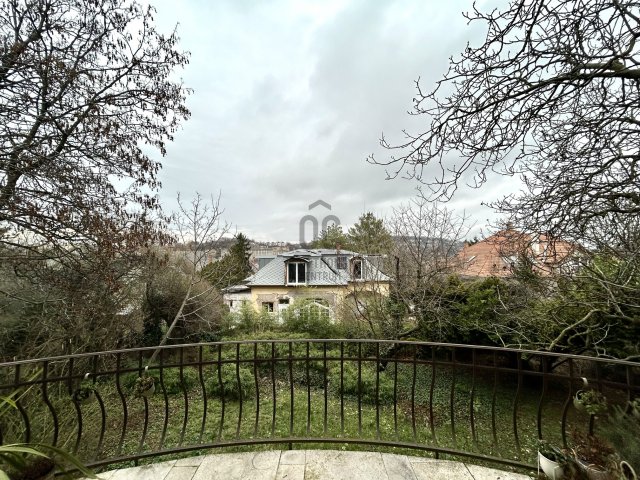 Eladó téglalakás, Budapesten, XI. kerületben 179 M Ft, 3 szobás