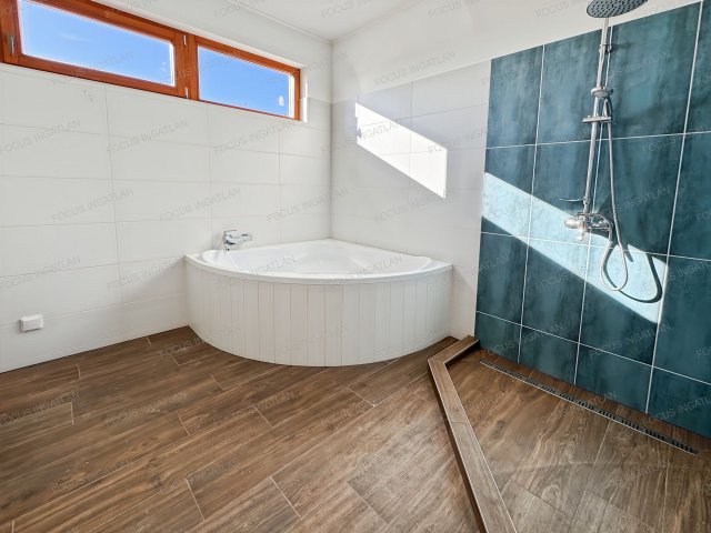 Kiadó családi ház, albérlet, Kecskeméten 450 E Ft / hó