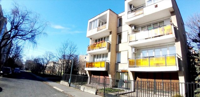 Eladó téglalakás, Budapesten, XIV. kerületben 75 M Ft, 2 szobás