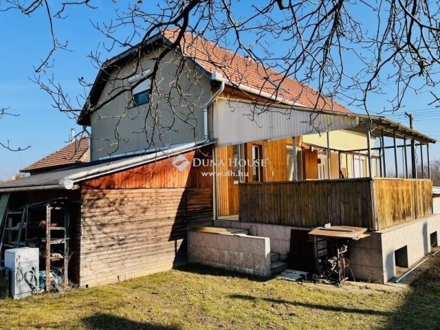 Eladó családi ház, Tápiószecsőn 54.9 M Ft, 5 szobás