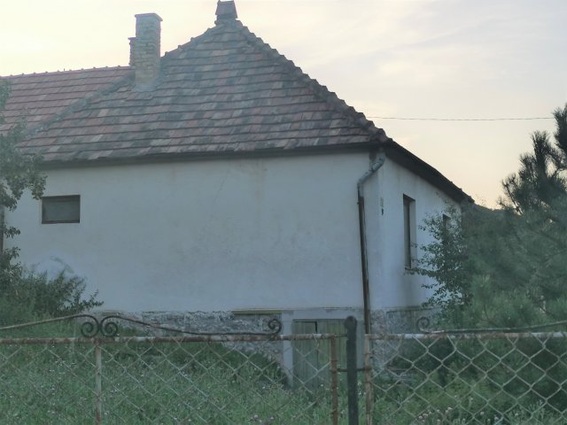Eladó családi ház, Tardoson, Dózsa közben 27 M Ft, 4 szobás