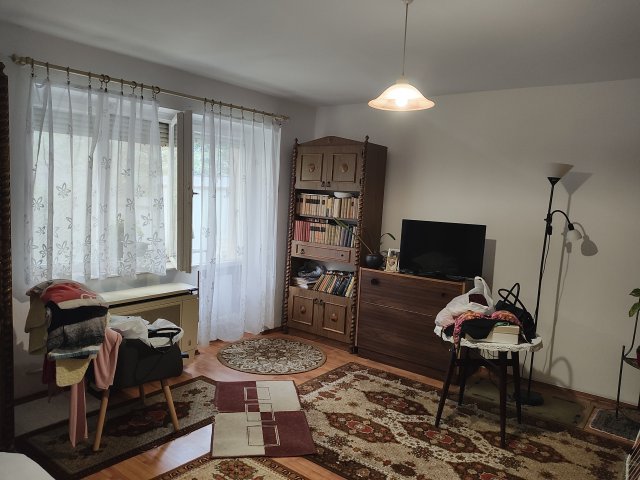 Eladó téglalakás, Vácon 39.9 M Ft, 2 szobás