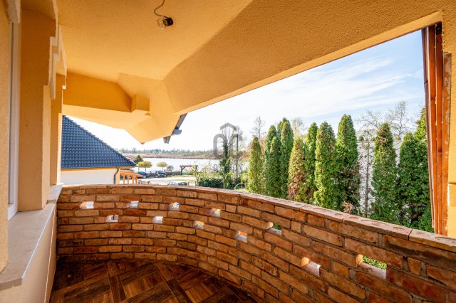 Eladó családi ház, Szigetcsépen 82.9 M Ft, 3 szobás