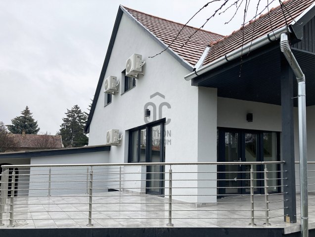Eladó családi ház, Balatonszárszón 123 M Ft, 5 szobás