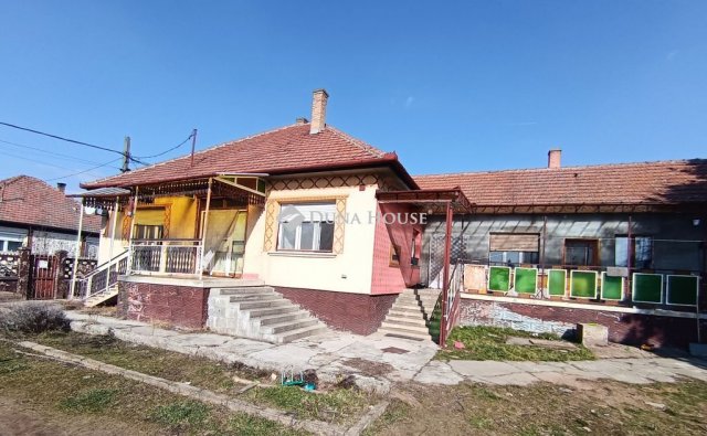 Eladó családi ház, Tápiószecsőn 55 M Ft, 7 szobás