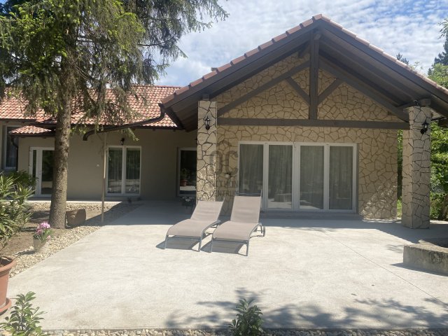 Eladó családi ház, Kecskeméten 95 M Ft, 4 szobás