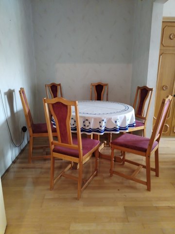 Kiadó panellakás, albérlet, Győrött 180 E Ft / hó, 3 szobás