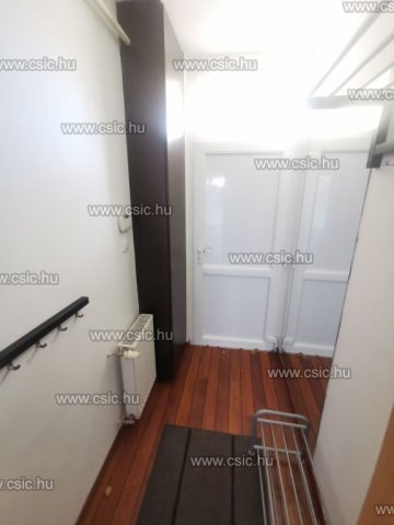 Kiadó sorház, albérlet, Budapesten, III. kerületben, 4 szobás