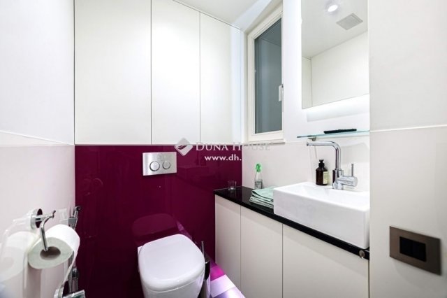 Eladó téglalakás, Budapesten, I. kerületben 152 M Ft, 3 szobás