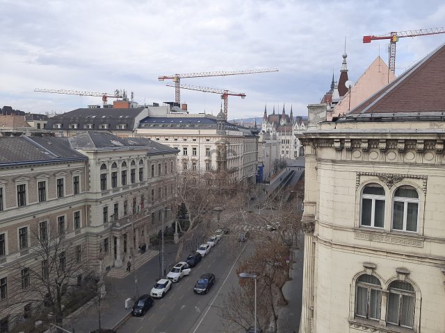 Eladó téglalakás, Budapesten, V. kerületben 479 M Ft, 5 szobás