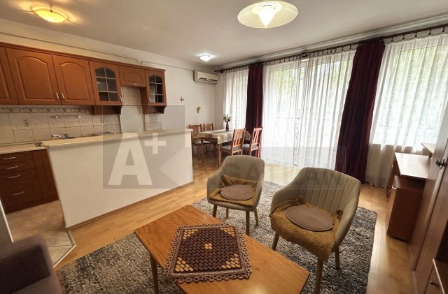 Kiadó téglalakás, albérlet, Szegeden 170 E Ft / hó, 2 szobás