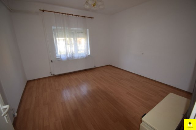 Kiadó családi ház, albérlet, Bükön 170 E Ft / hó, 2 szobás