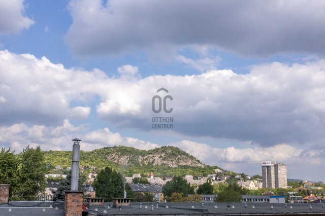 Eladó téglalakás, Budapesten, XI. kerületben 73.9 M Ft, 2 szobás