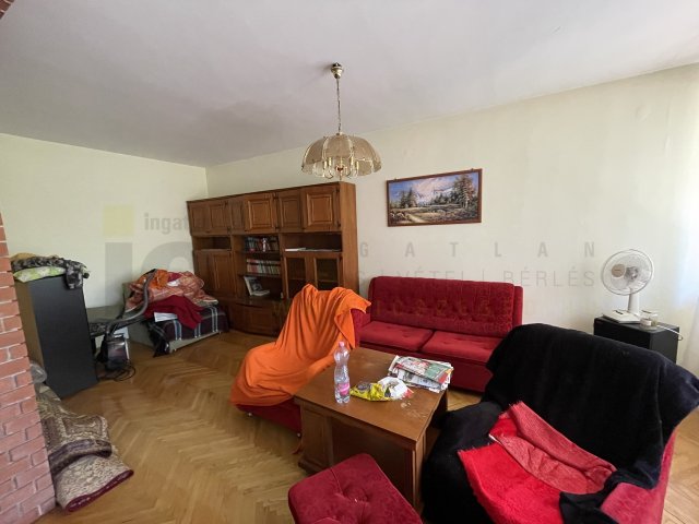Eladó családi ház, Szegeden, Jobb fasoron 125 M Ft, 5 szobás