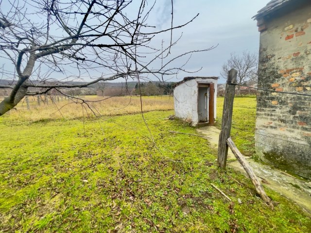 Eladó családi ház, Felpécen 19.5 M Ft, 1 szobás