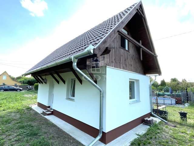 Eladó családi ház, Tóalmáson 23.9 M Ft, 1+2 szobás