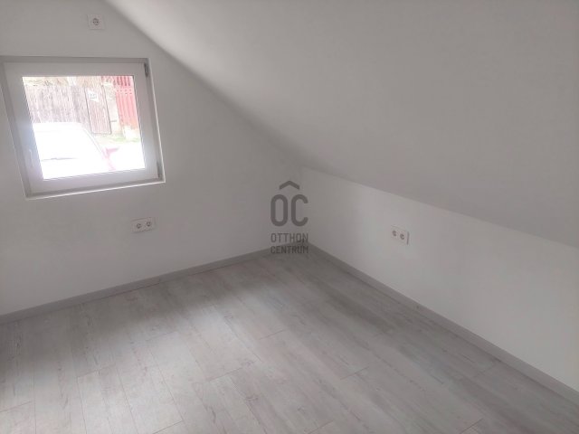 Eladó családi ház, Martonvásáron 40 M Ft, 3 szobás