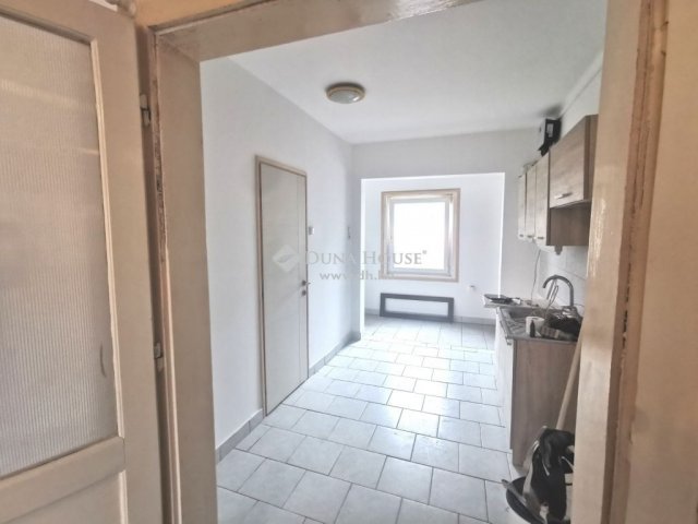 Eladó téglalakás, Budapesten, X. kerületben 39.9 M Ft, 1 szobás