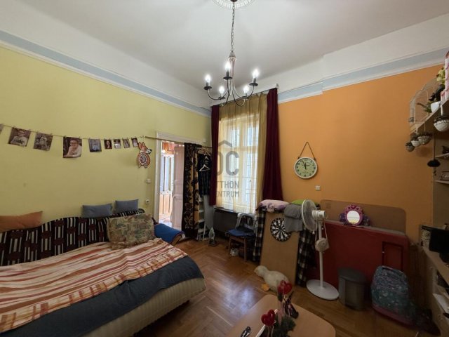 Eladó téglalakás, Budapesten, VII. kerületben 43.99 M Ft