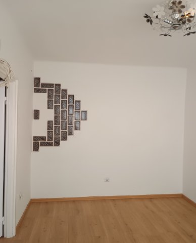 Kiadó téglalakás, albérlet, Debrecenben 220 E Ft / hó, 3 szobás