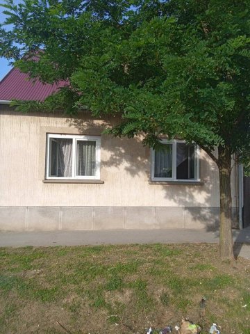Eladó családi ház, Kaposváron 11.5 M Ft, 4 szobás