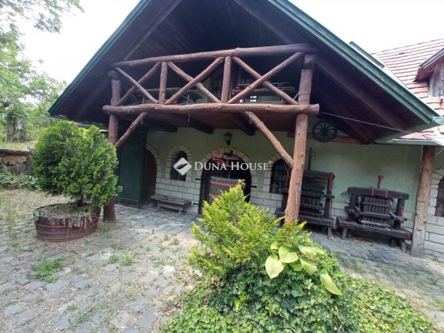 Eladó üzlethelyiség, Bicskén 249.9 M Ft, 1 szobás