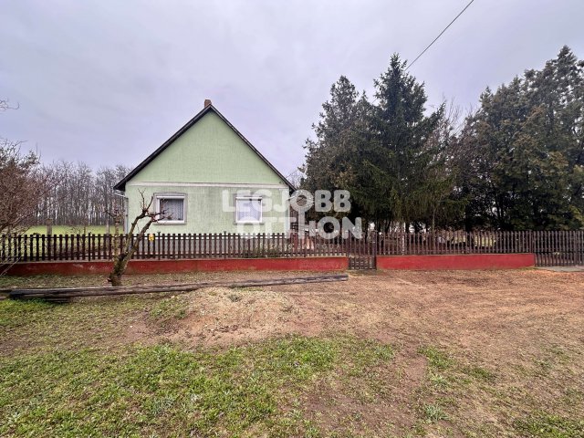 Eladó családi ház, Tápiószőlősön 36.5 M Ft, 2+1 szobás