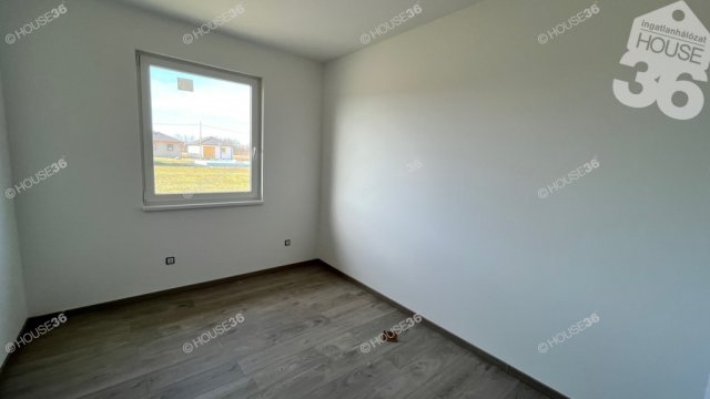 Eladó családi ház, Kecskeméten 68 M Ft, 5 szobás