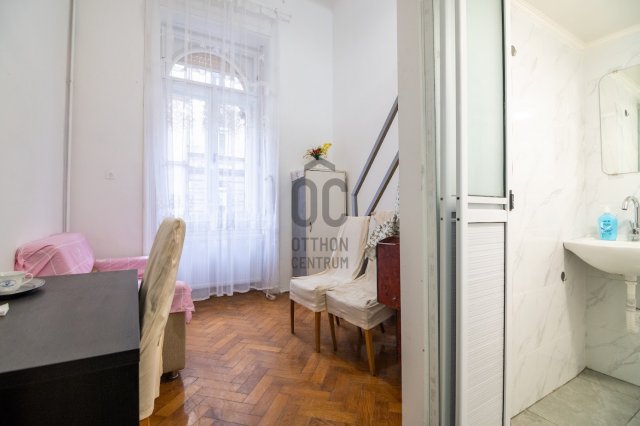 Eladó hotel, Budapesten, VII. kerületben 119.9 M Ft