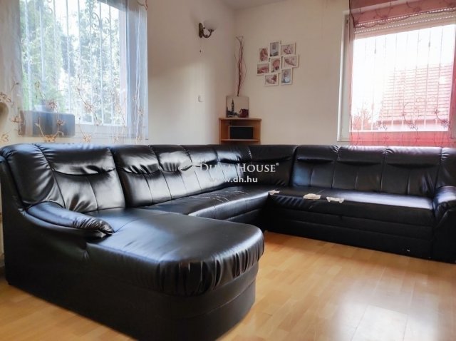 Eladó családi ház, Gyömrőn 104.5 M Ft, 5 szobás