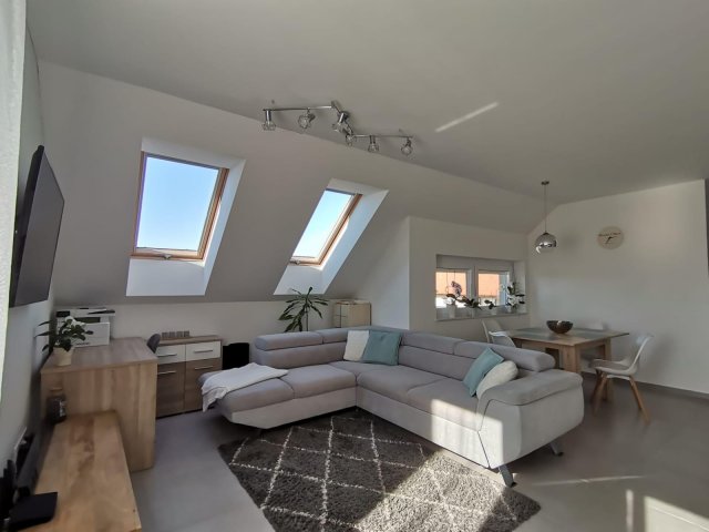 Eladó téglalakás, Mosonmagyaróváron 75.9 M Ft, 3 szobás