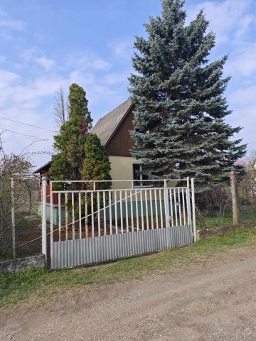 Eladó nyaraló, Győrött 31.9 M Ft, 2 szobás