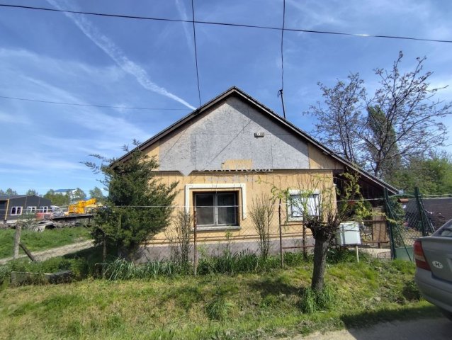 Eladó családi ház, Kunszentmiklóson 31.7 M Ft, 2 szobás