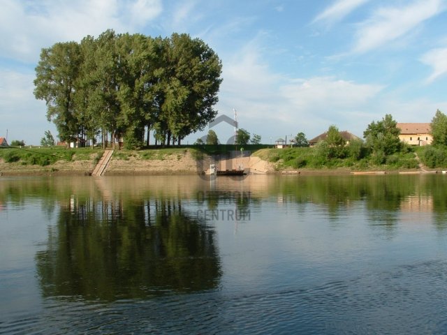 Eladó családi ház, Tiszaroffon 40 M Ft, 2 szobás