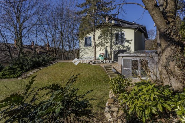 Kiadó iroda, Budapesten, II. kerületben 1615 E Ft / hó, 8 szobás