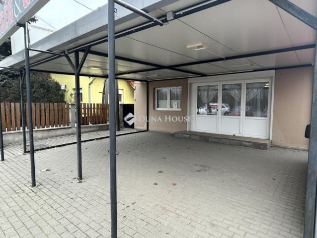 Eladó üzlethelyiség, Monoron 68.5 M Ft / költözzbe.hu