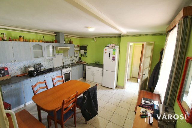Eladó családi ház, Sarkadon 18.79 M Ft, 4+1 szobás
