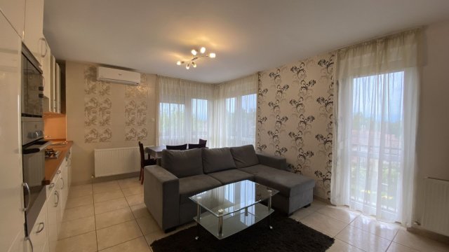Kiadó téglalakás, albérlet, Debrecenben 360 E Ft / hó, 4 szobás
