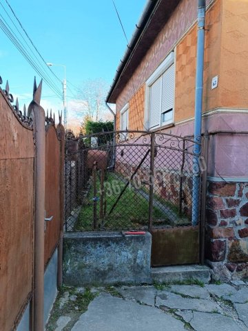 Eladó családi ház, Őrbottyánban 69 M Ft, 4 szobás