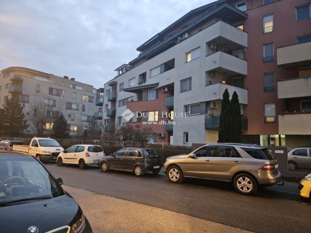 Eladó téglalakás, Budapesten, X. kerületben 93 M Ft, 3 szobás