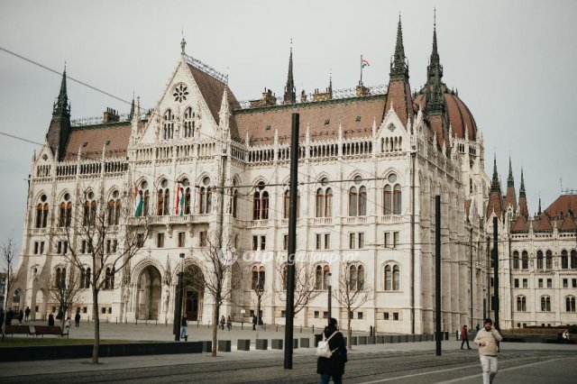 Eladó téglalakás, Budapesten, V. kerületben 94.9 M Ft, 2 szobás