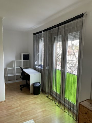 Kiadó téglalakás, albérlet, Pécsett 170 E Ft / hó, 1 szobás