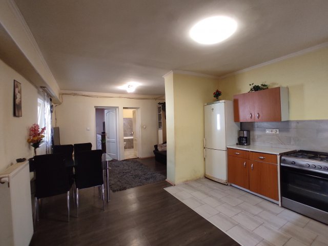 Eladó családi ház, Jászárokszálláson 15.9 M Ft, 2 szobás