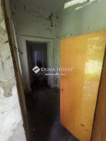 Eladó családi ház, Kisberzsenyen 6.9 M Ft, 3 szobás