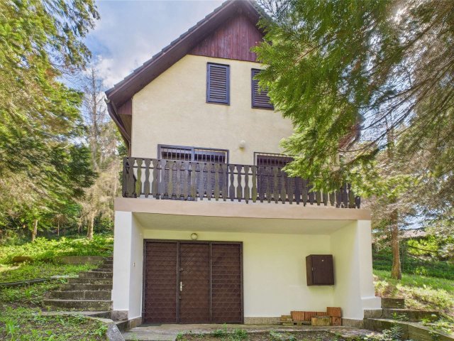 Eladó családi ház, Visegrádon 44.4 M Ft, 3 szobás