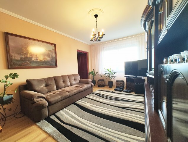 Eladó panellakás, Nyíregyházán 41.2 M Ft, 3 szobás