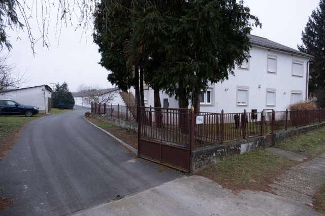 Eladó ipari ingatlan, Csehimindszenten 99 M Ft