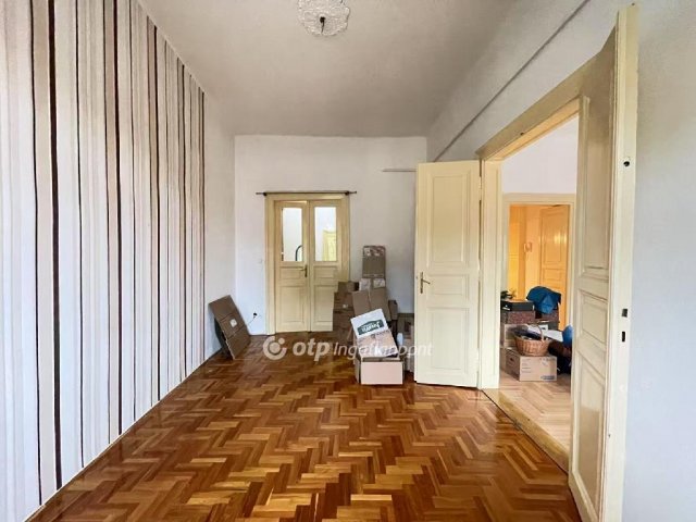 Eladó téglalakás, Budapesten, VIII. kerületben 99 M Ft, 3 szobás