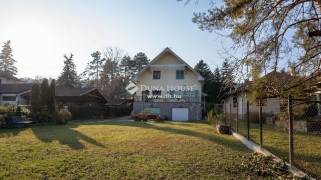 Eladó ikerház, Leányfaluban 89.9 M Ft, 3 szobás
